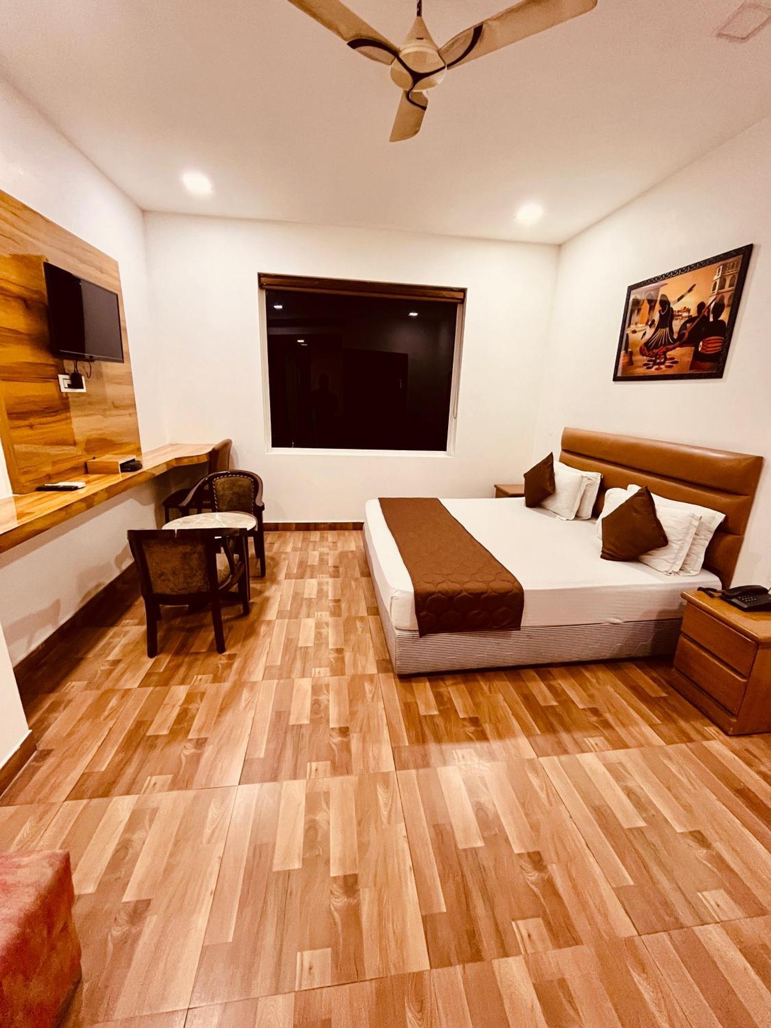 Amora Rooms Dwarka New Delhi Eksteriør bilde