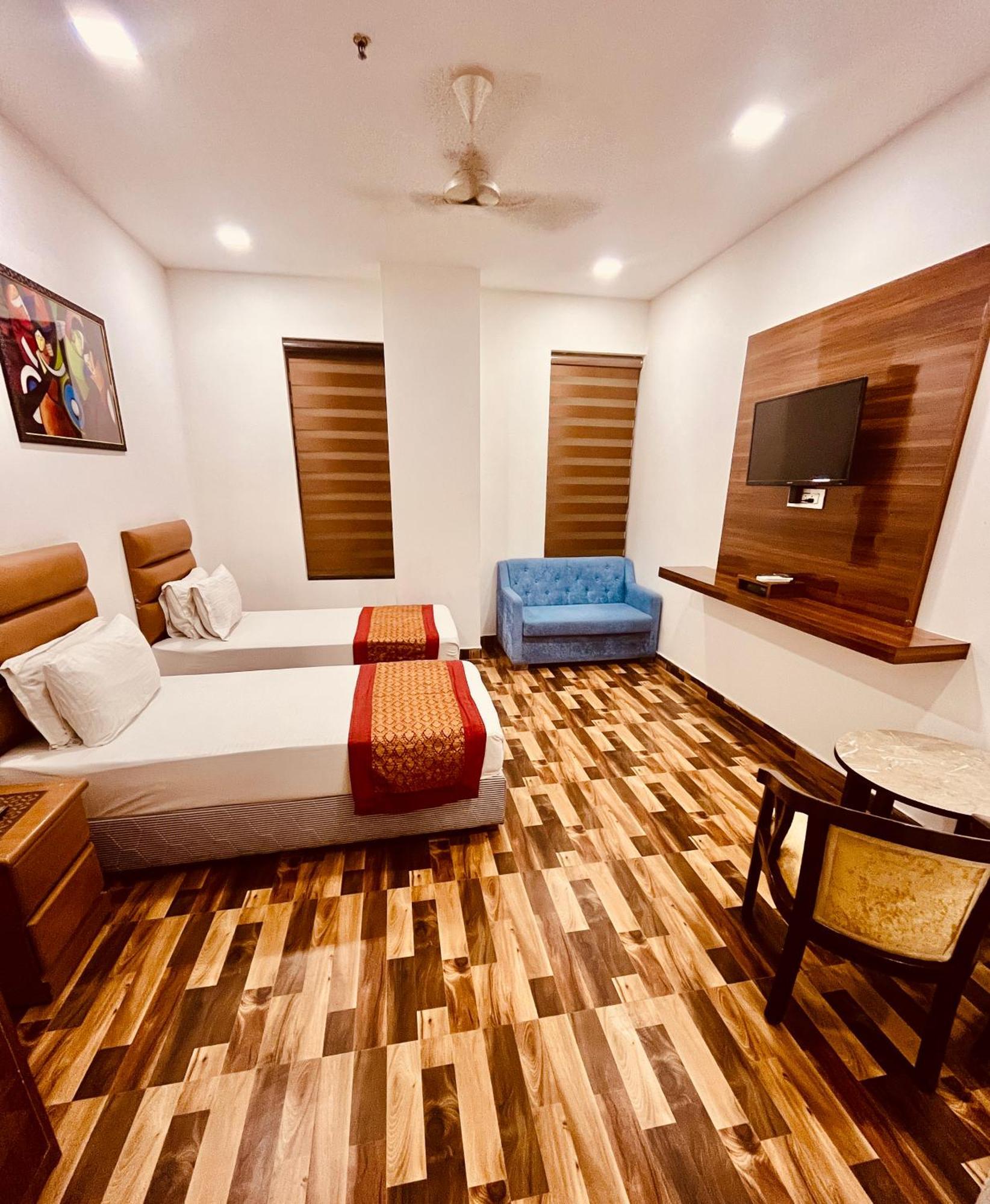 Amora Rooms Dwarka New Delhi Eksteriør bilde